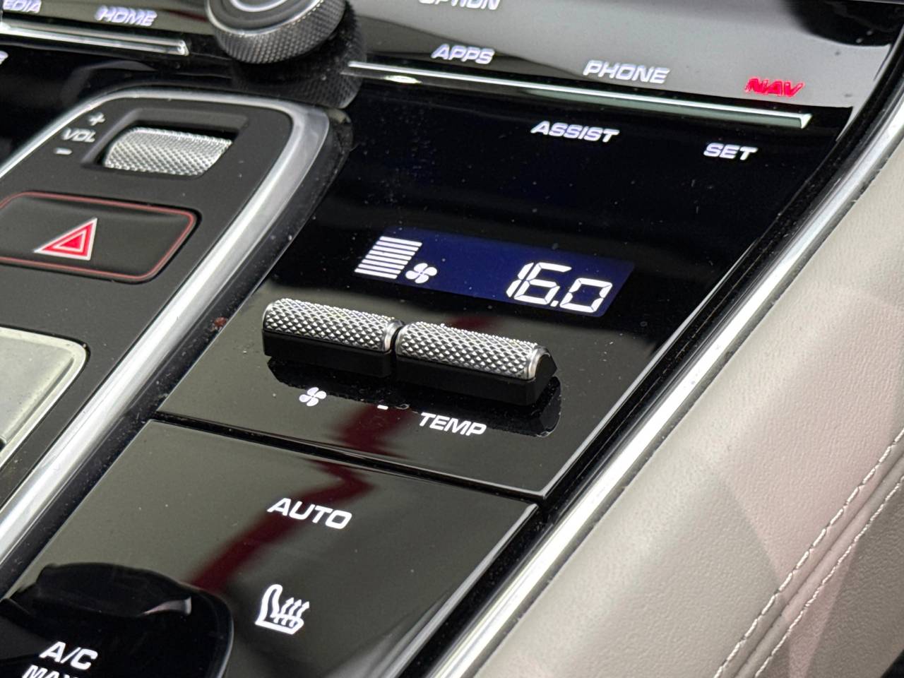 Panamera 4 SPORT TURISMO PDK (5) image 30