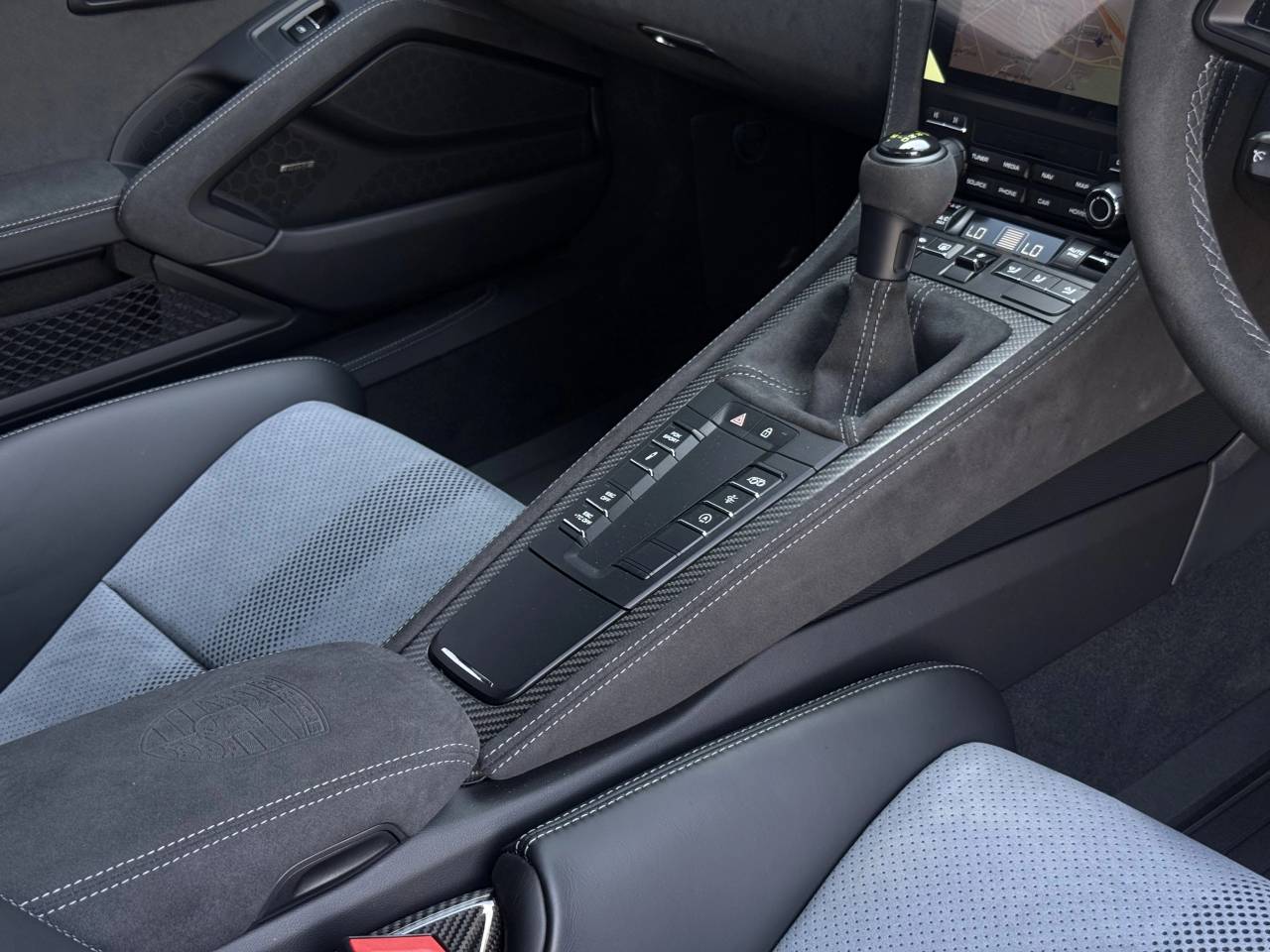 718 (982) CAYMAN GT4 RS PDK (8) image 36