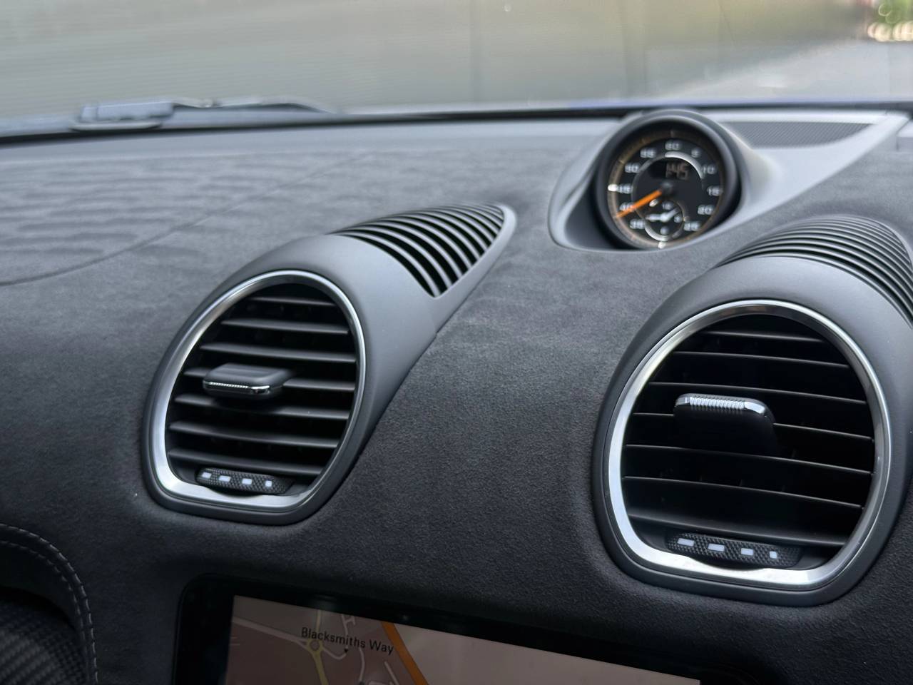 718 (982) CAYMAN GT4 RS PDK (8) image 32