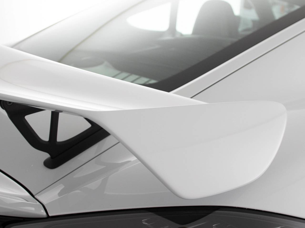 718 (982) CAYMAN GT4 image 30