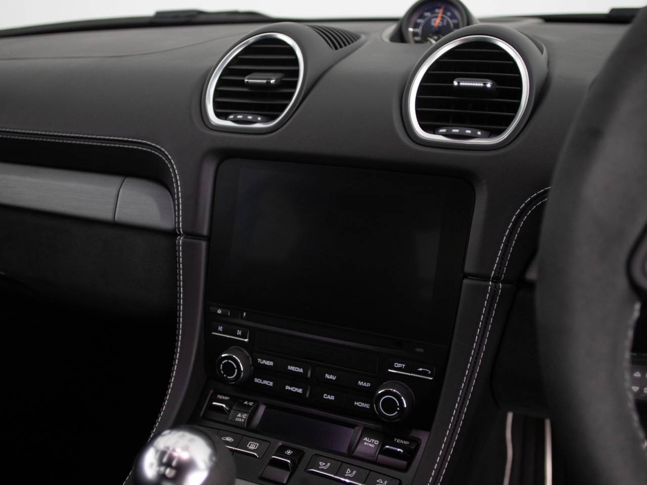 718 (982) CAYMAN GT4 image 55