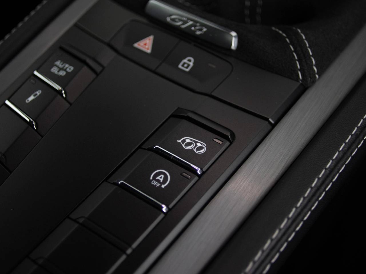 718 (982) CAYMAN GT4 image 47