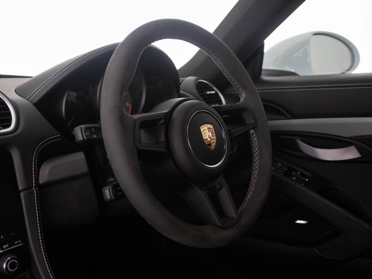 718 (982) CAYMAN GT4 image 74