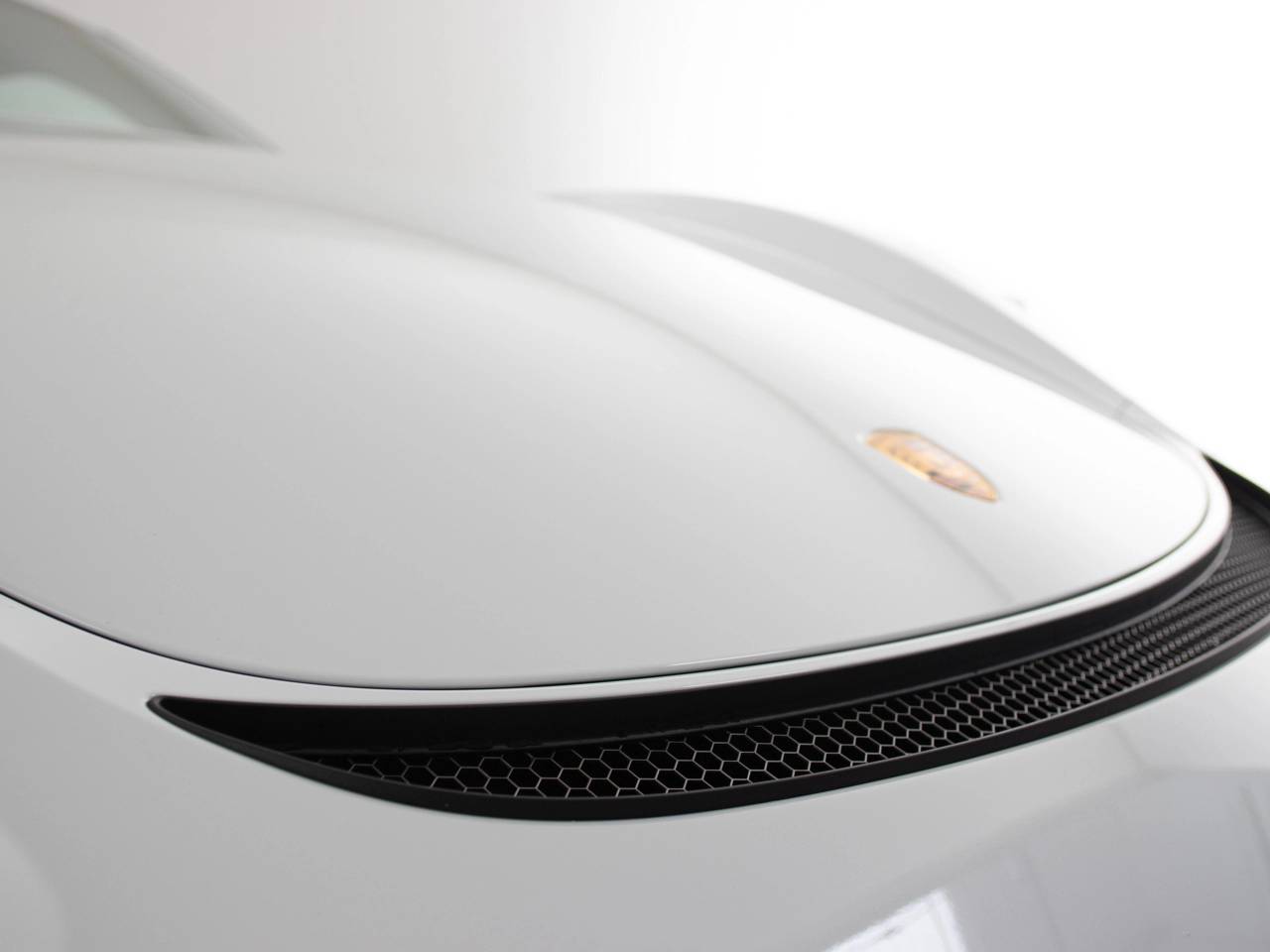 718 (982) CAYMAN GT4 image 17