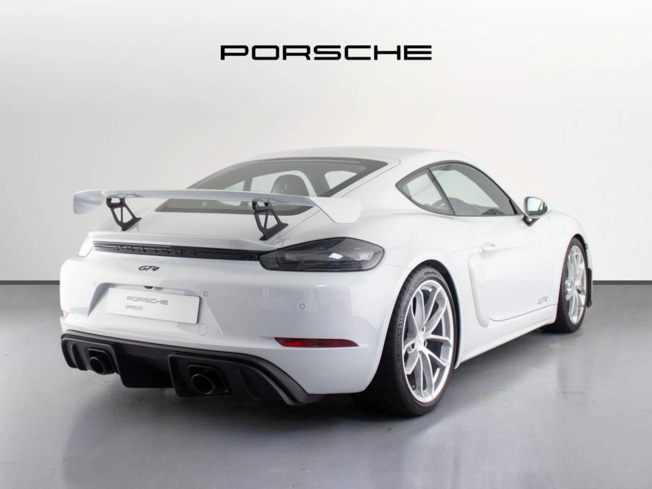 718 (982) CAYMAN GT4 image 15