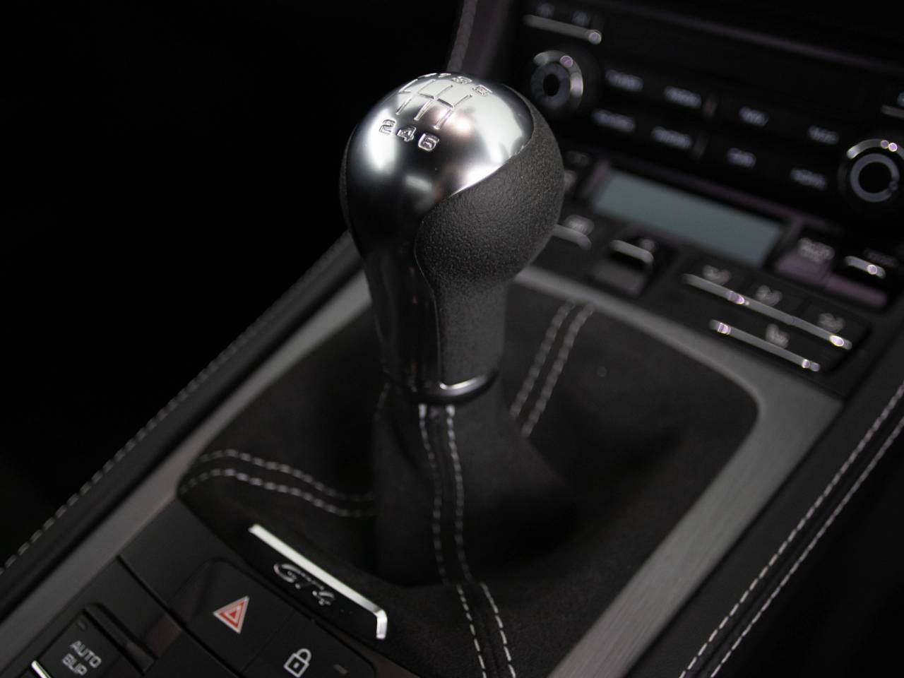 718 (982) CAYMAN GT4 image 48