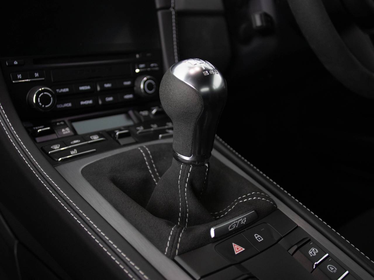 718 (982) CAYMAN GT4 image 73