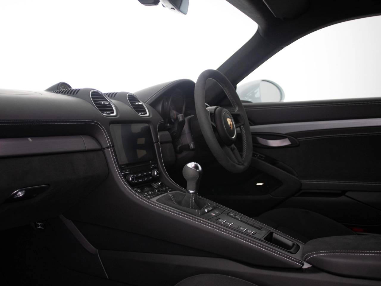 718 (982) CAYMAN GT4 image 64