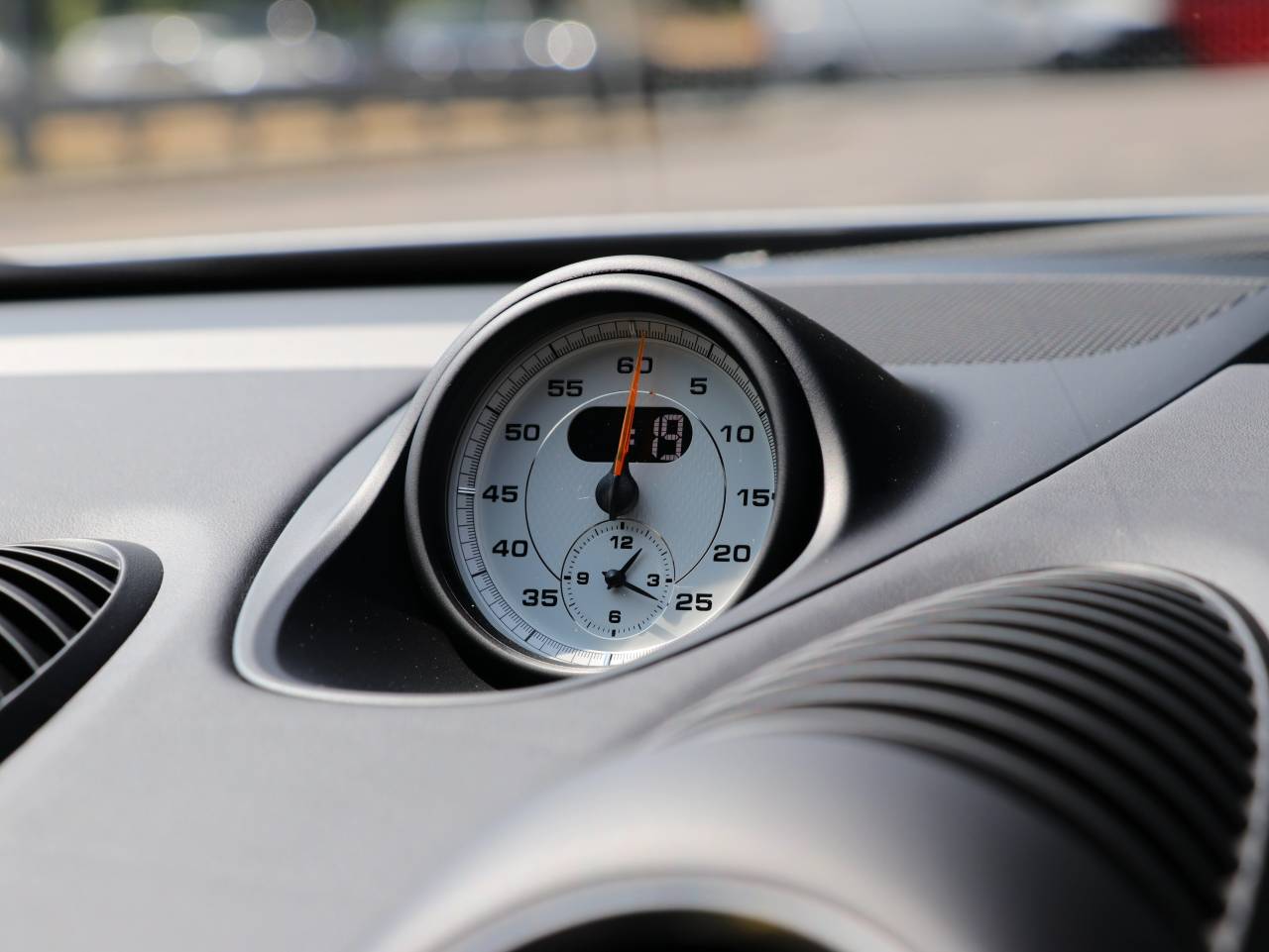 718 (982) CAYMAN GT4 PDK (3) image 40