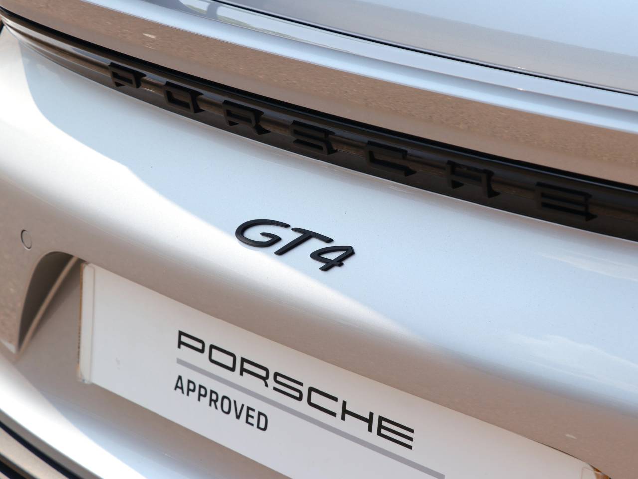 718 (982) CAYMAN GT4 PDK (3) image 17