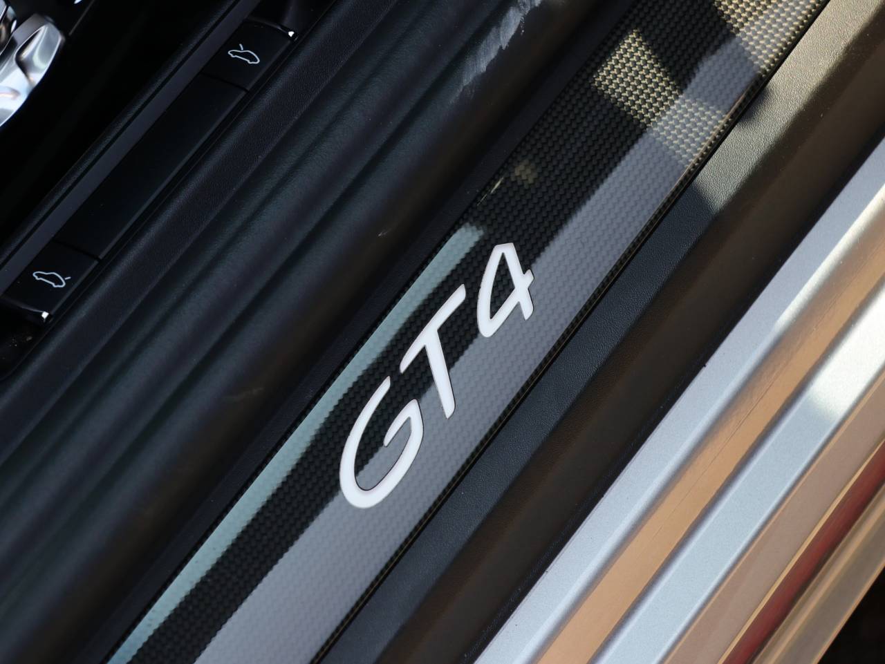 718 (982) CAYMAN GT4 PDK (3) image 41