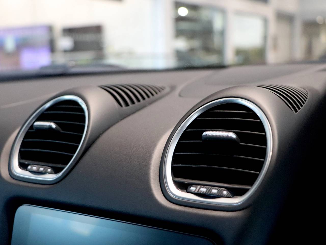 718 (982) BOXSTER STYLE EDITION image 23