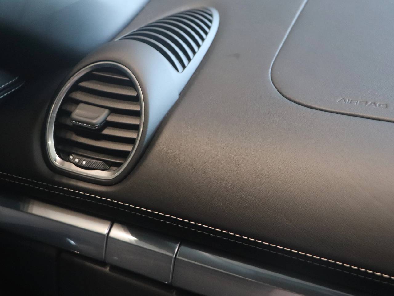 718 (982) BOXSTER STYLE EDITION image 31