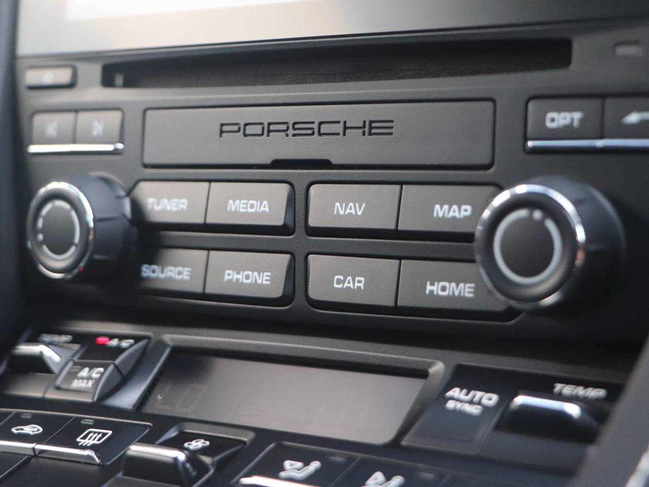 718 (982) BOXSTER STYLE EDITION image 25