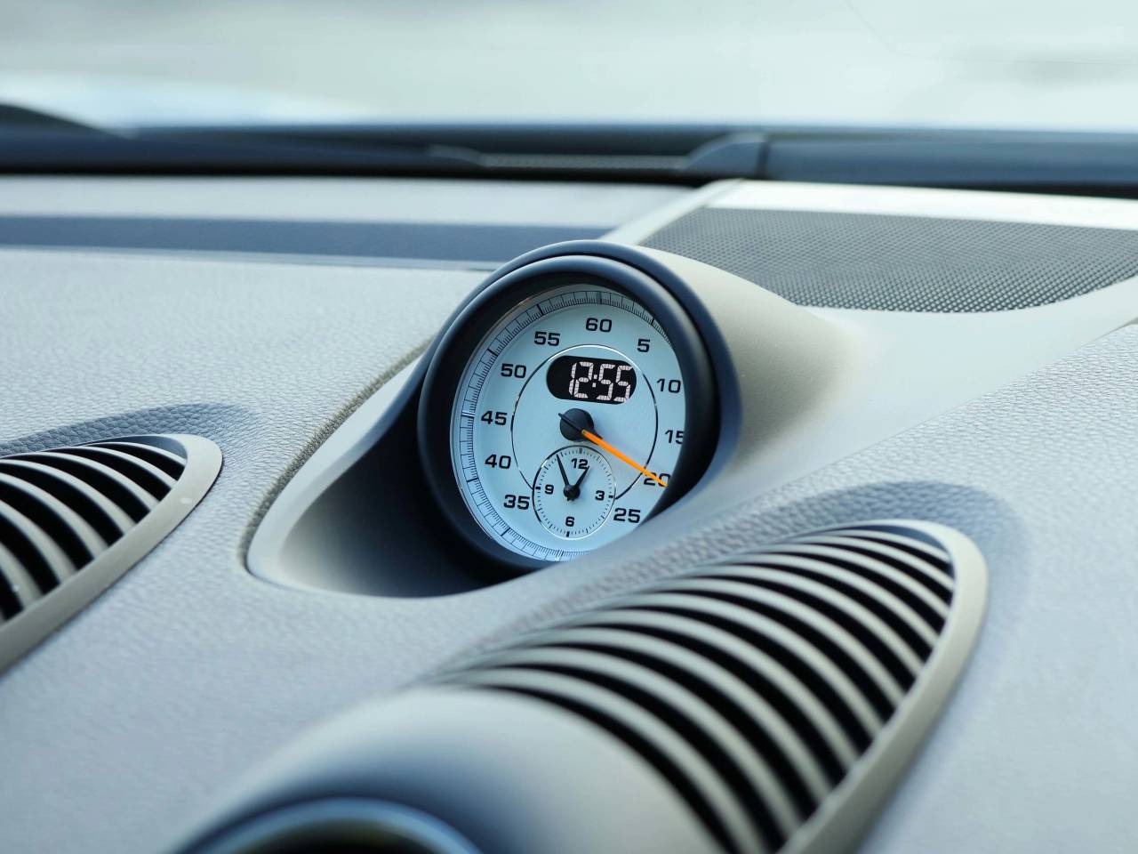 718 (982) CAYMAN GT4 PDK (7) image 29