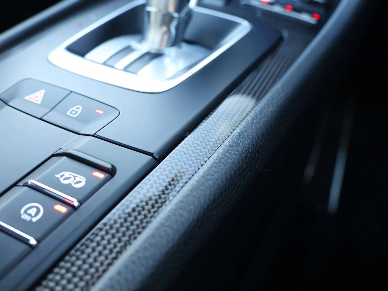 718 (982) CAYMAN GT4 PDK (7) image 34