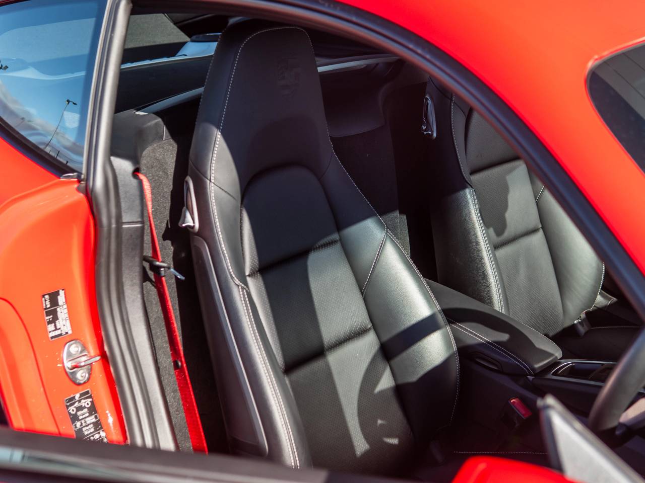 718 (982) CAYMAN STYLE EDITION image 20
