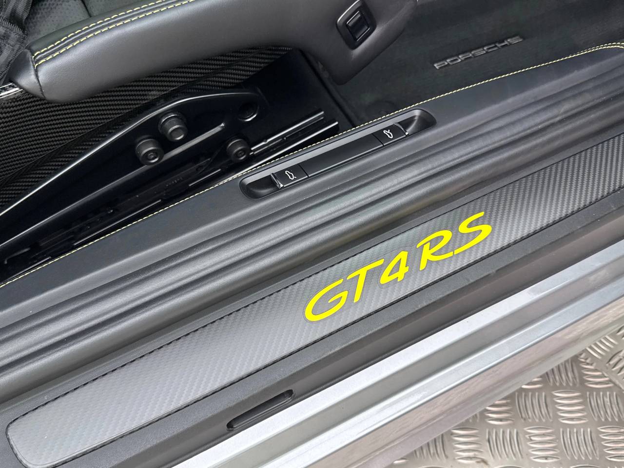 718 (982) CAYMAN GT4 RS PDK (12) image 40