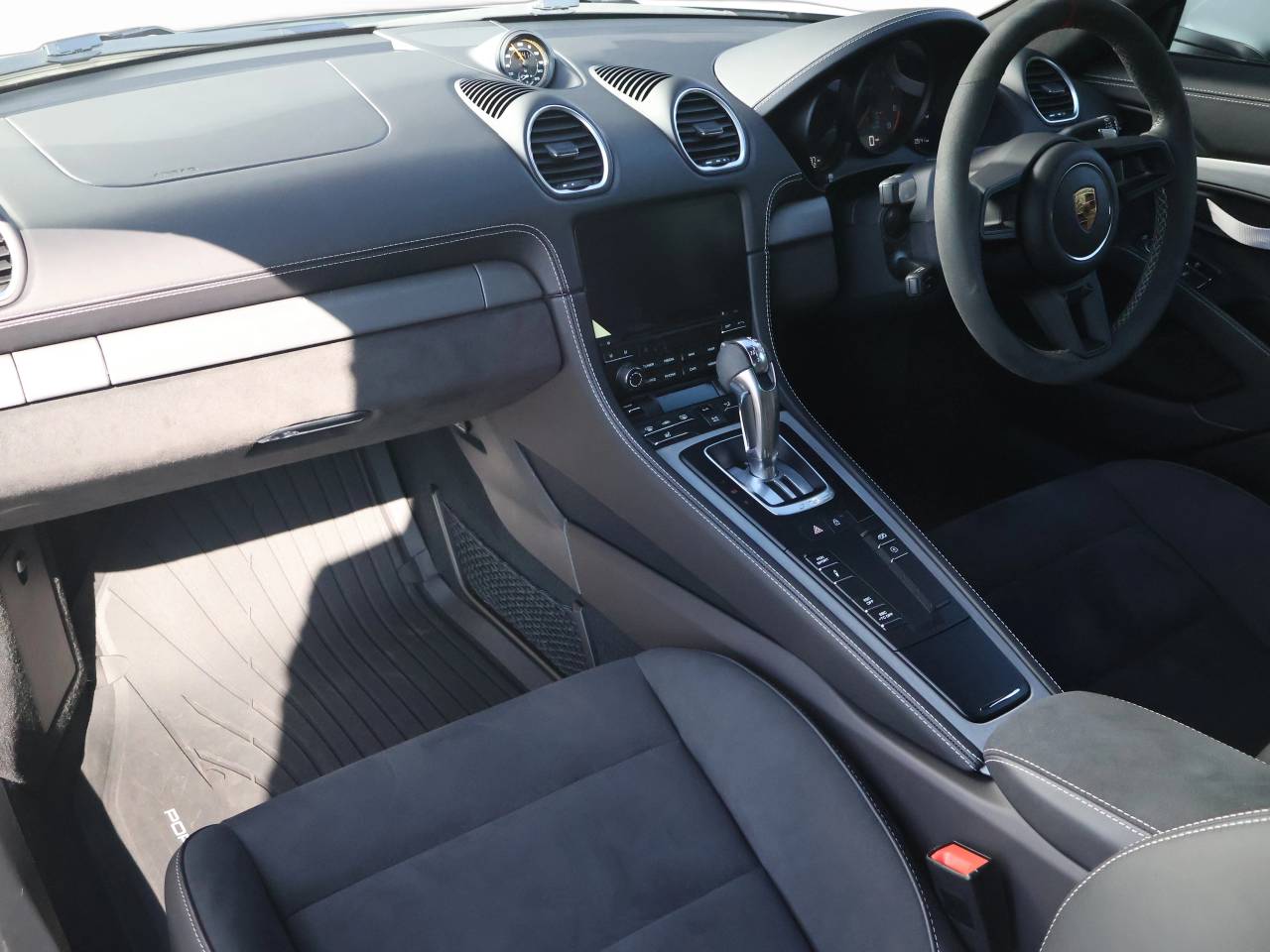 718 (982) CAYMAN GT4 PDK (9) image 04