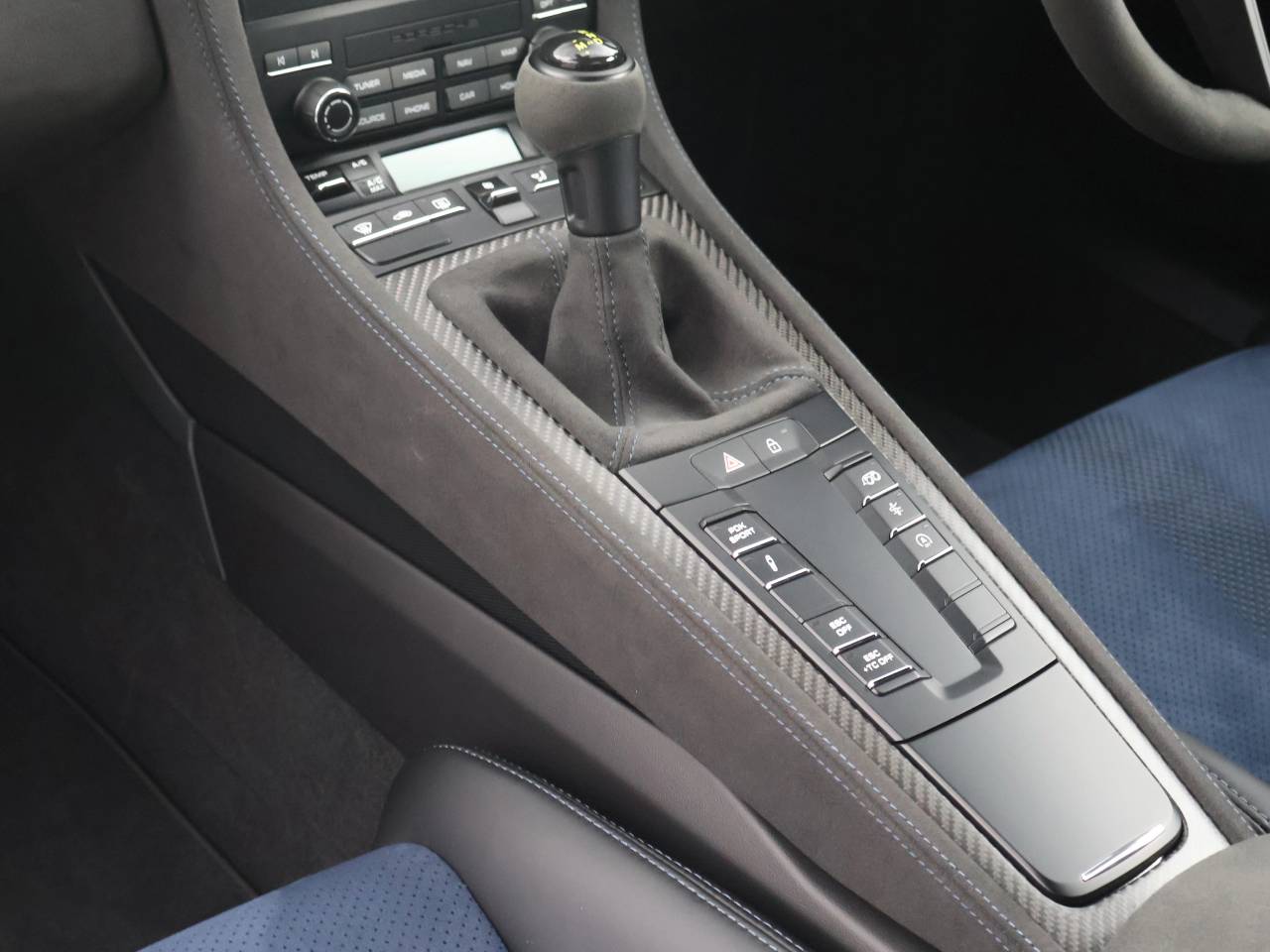 718 (982) CAYMAN GT4 RS PDK (4) image 25
