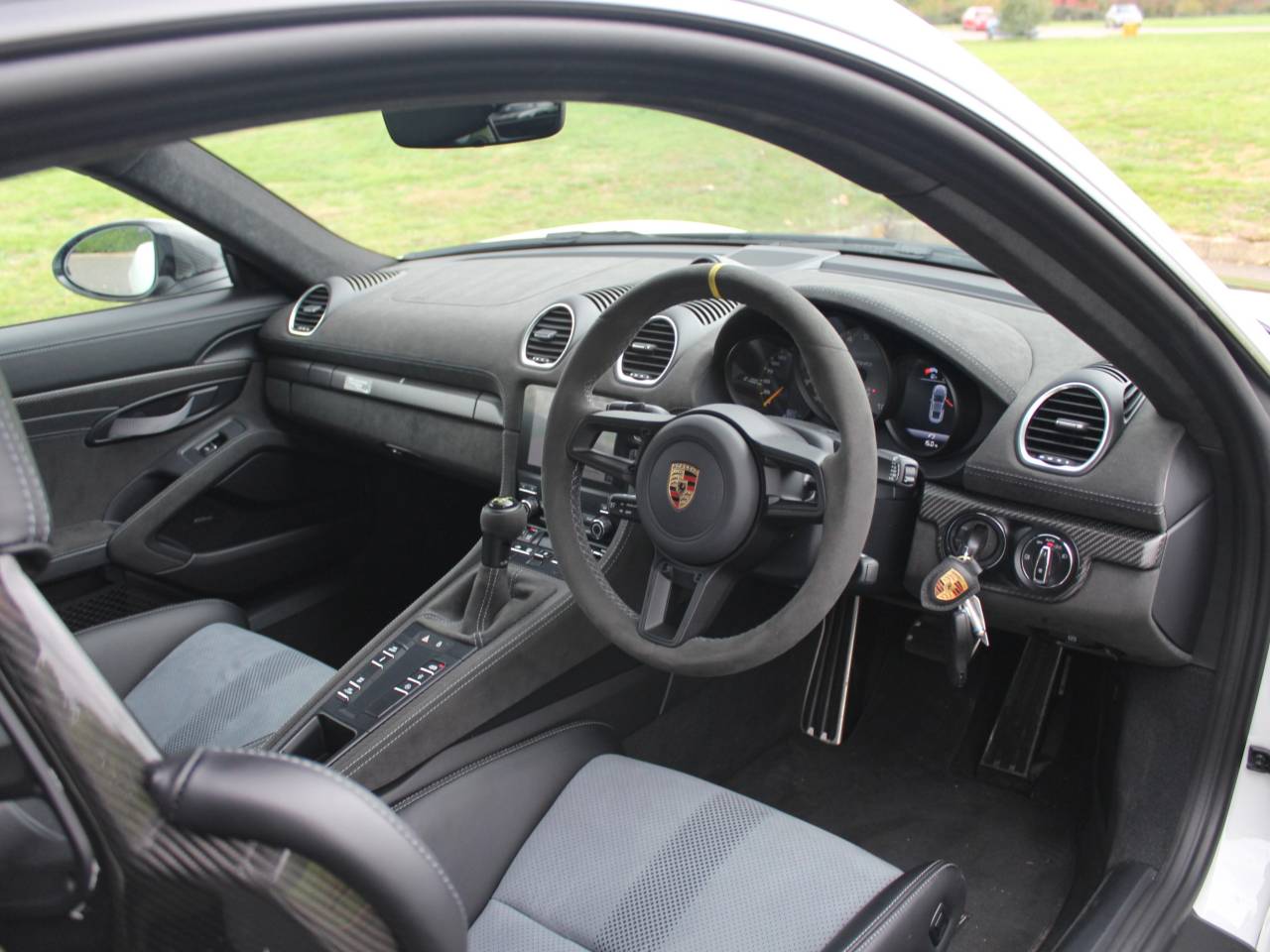 718 (982) CAYMAN GT4 RS PDK (3) image 04