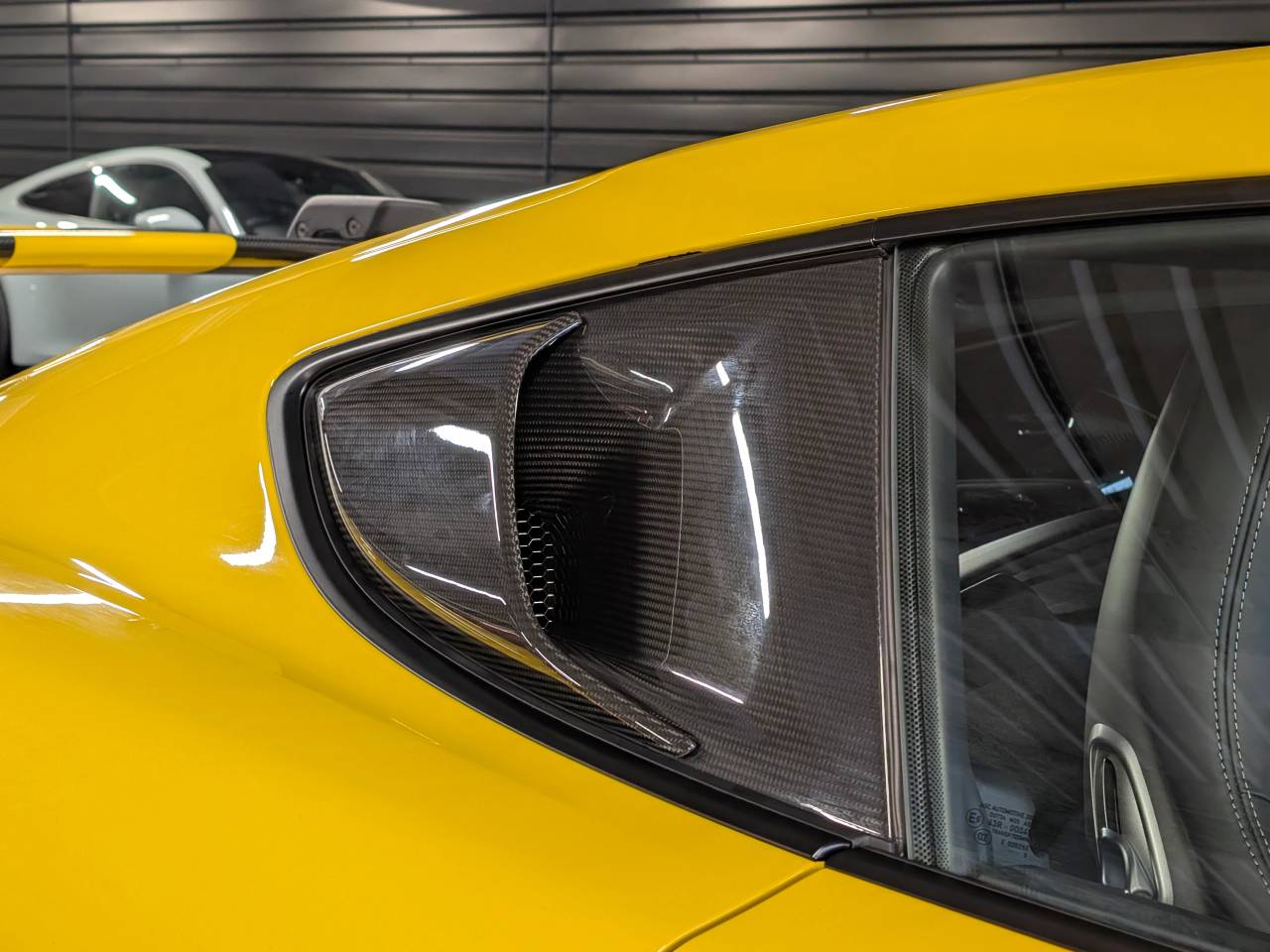 718 (982) CAYMAN GT4 RS PDK (2) image 15