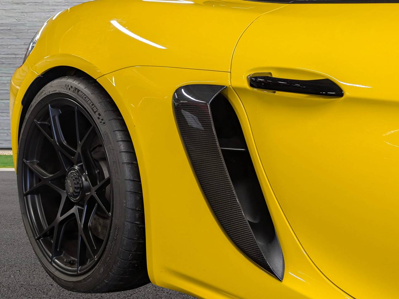 718 (982) CAYMAN GT4 RS PDK (2) image 14