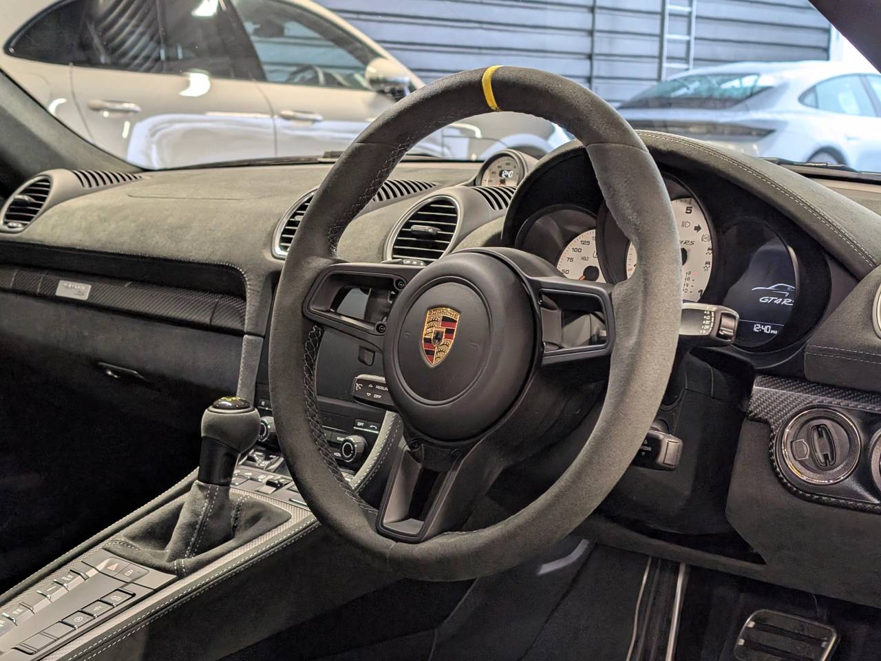 718 (982) CAYMAN GT4 RS PDK (2) image 21