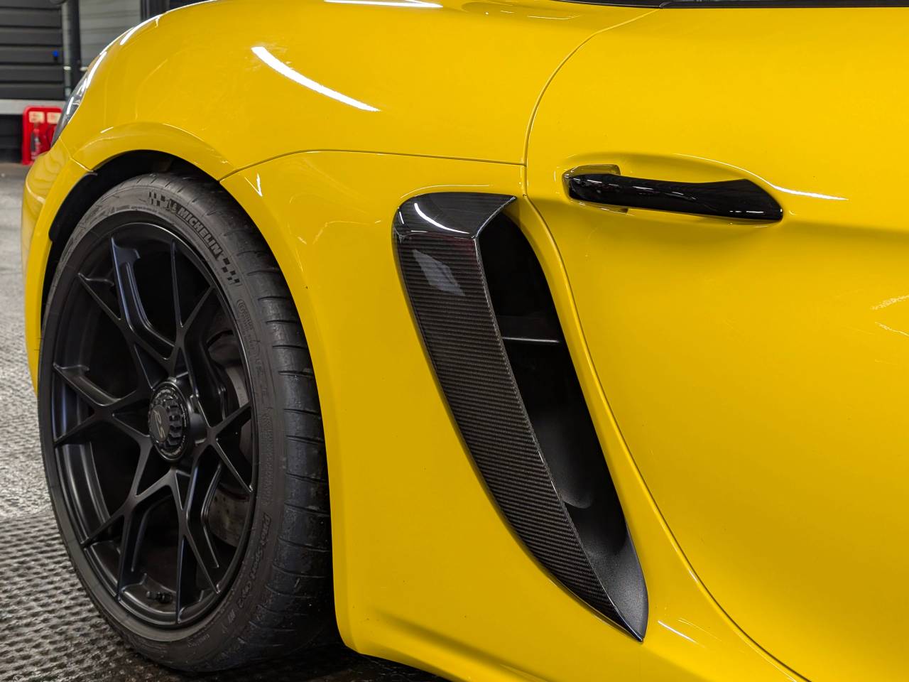 718 (982) CAYMAN GT4 RS PDK (2) image 13