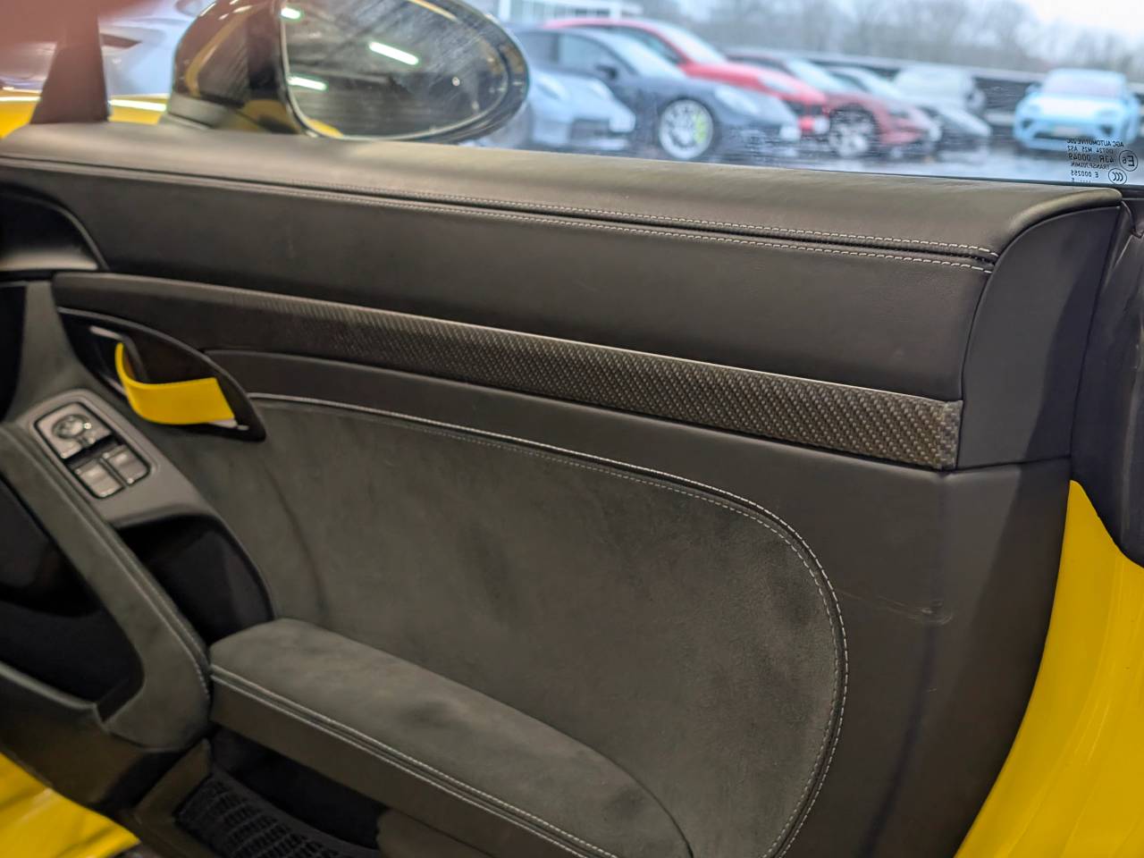 718 (982) CAYMAN GT4 RS PDK (2) image 29