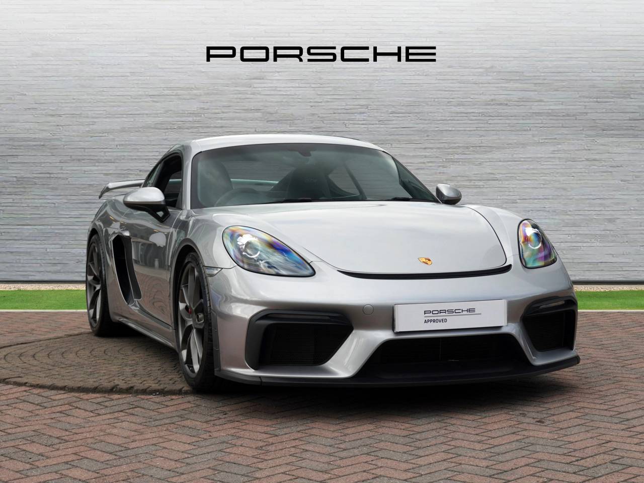 718 (982) CAYMAN GT4