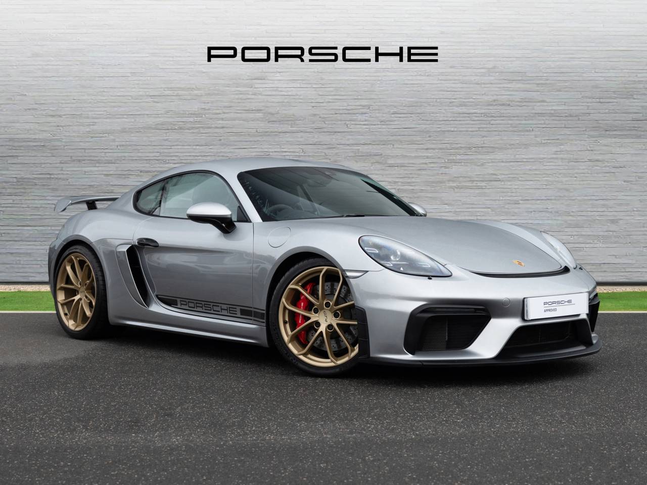 718 (982) CAYMAN GT4