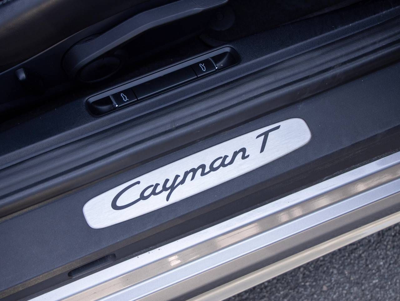 718 (982) CAYMAN T (4) image 22