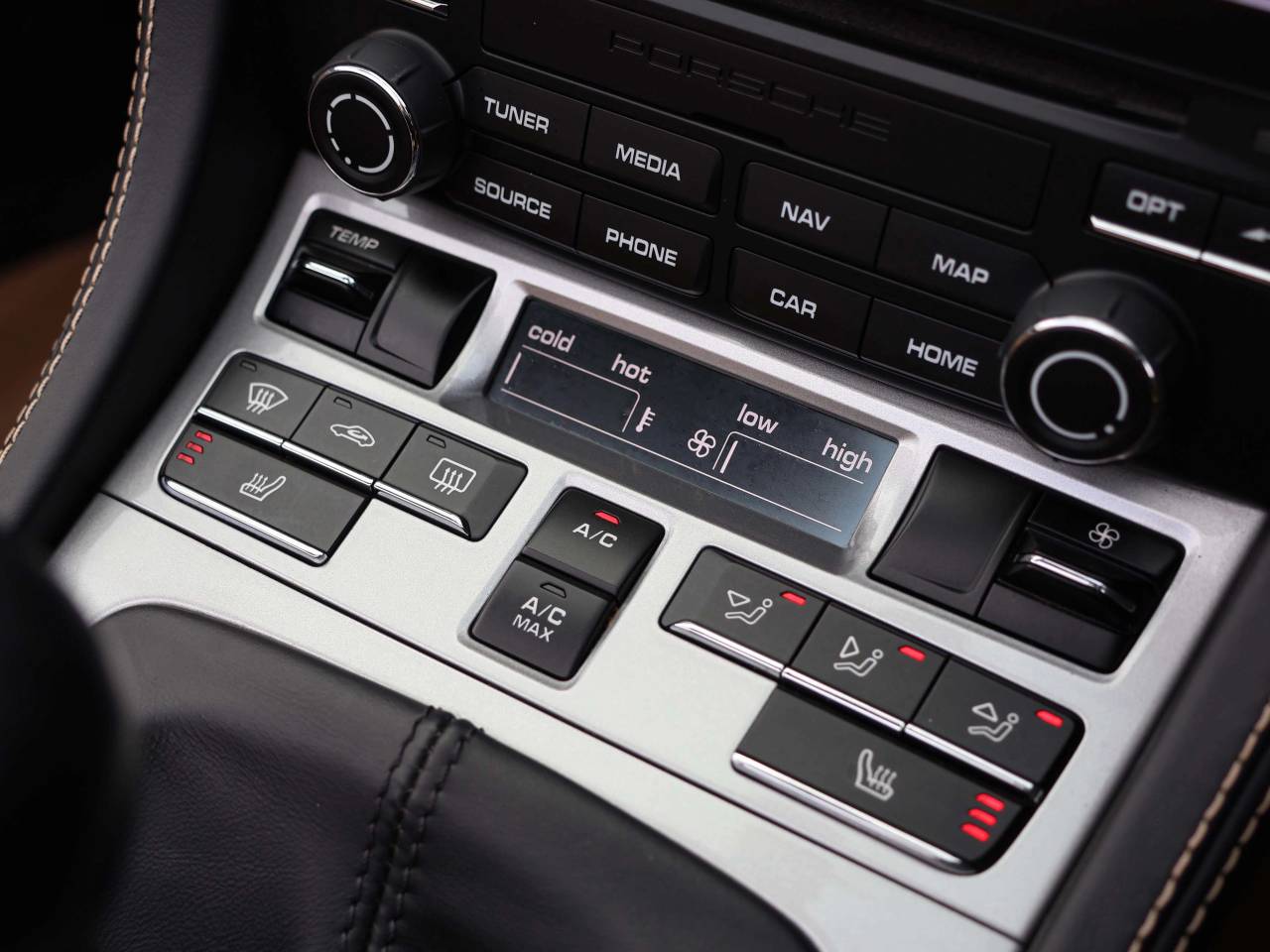 718 (982) BOXSTER GTS (3) image 19