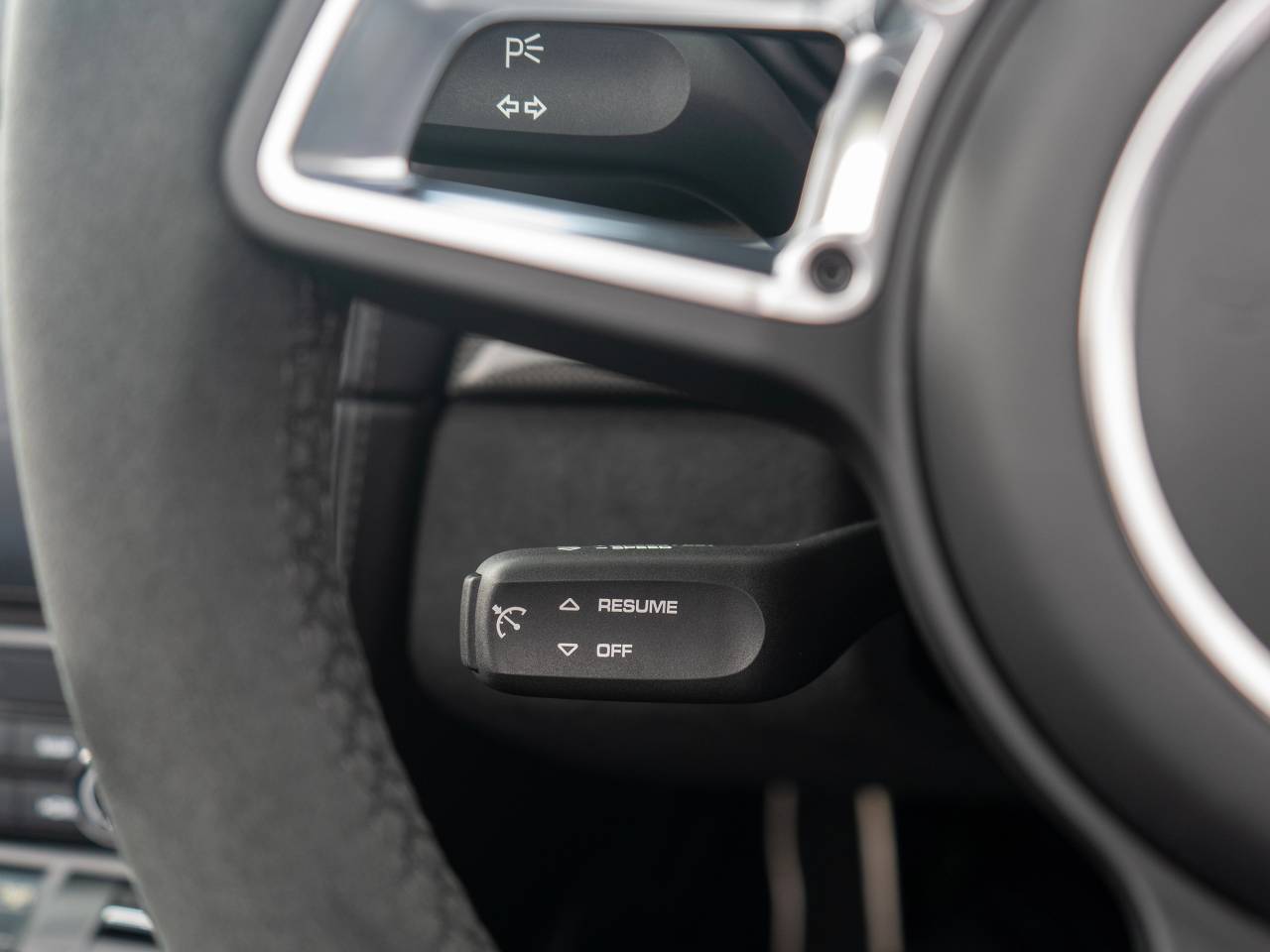 718 (982) BOXSTER GTS (3) image 34 (1)