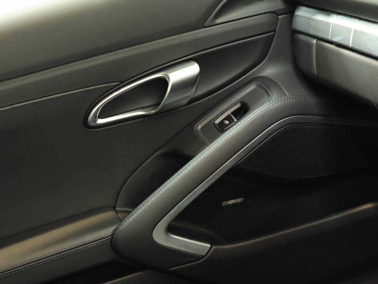718 (982) CAYMAN PDK (42) image 25