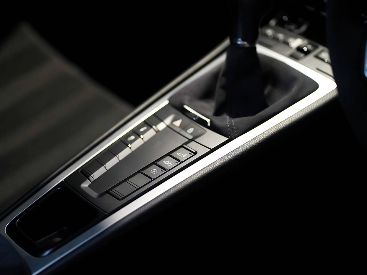 718 (982) CAYMAN GTS (11) image 22