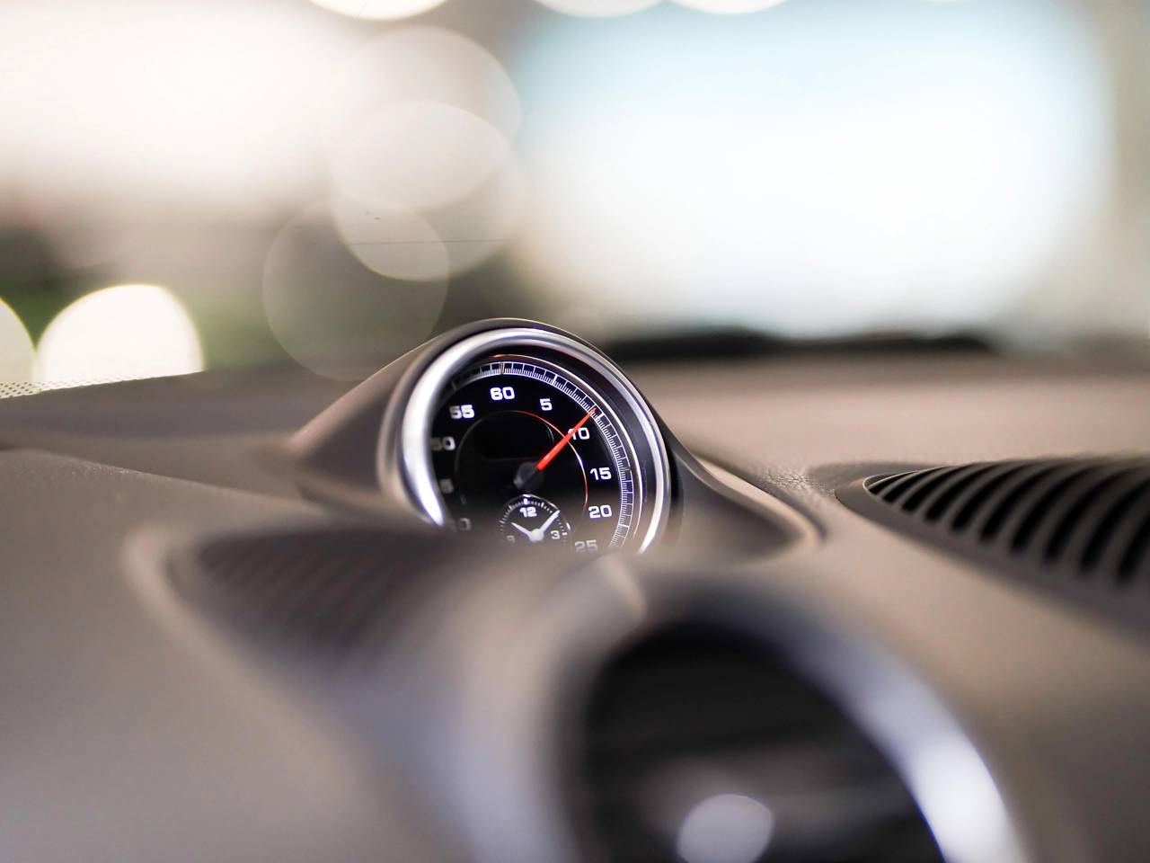 718 (982) CAYMAN GTS (11) image 29