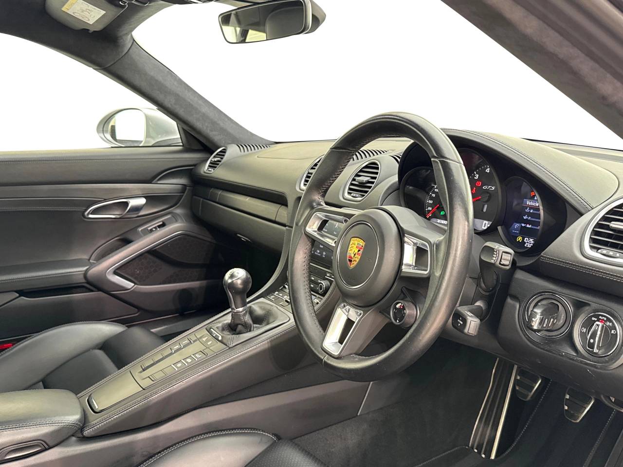 718 (982) CAYMAN GTS (8) image 18