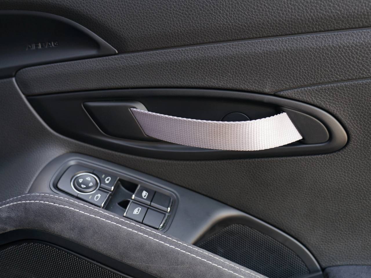 718 (982) CAYMAN GT4 (20) image 37