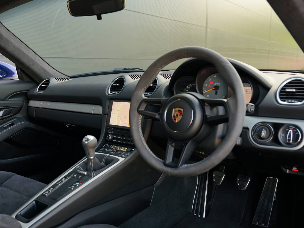 718 (982) CAYMAN GT4 (20) image 07
