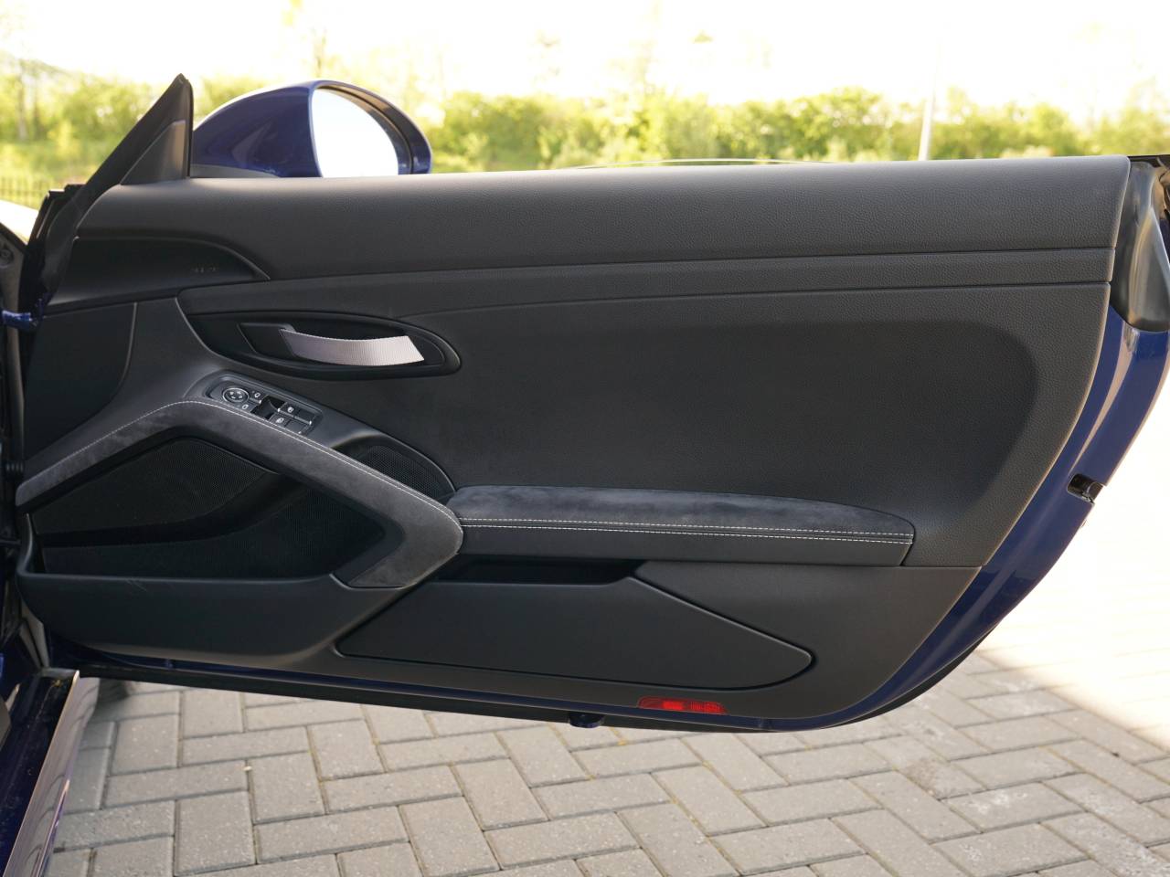718 (982) CAYMAN GT4 (20) image 36
