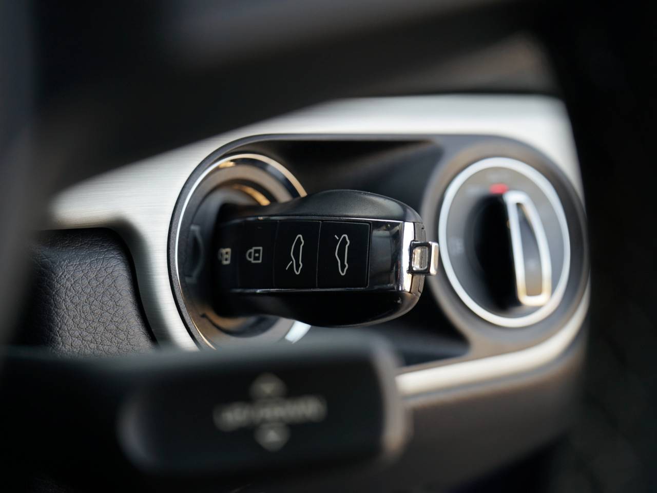 718 (982) CAYMAN GT4 (20) image 25