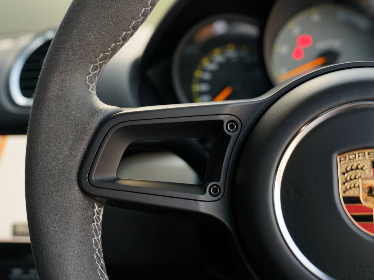 718 (982) CAYMAN GT4 (20) image 22