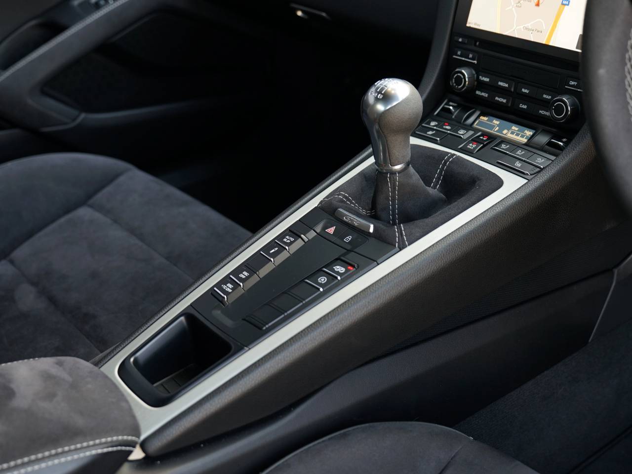 718 (982) CAYMAN GT4 (20) image 13