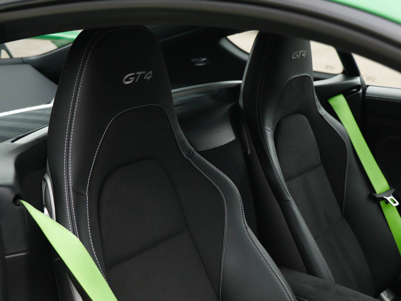 718 (982) CAYMAN GT4 PDK (9) image 23