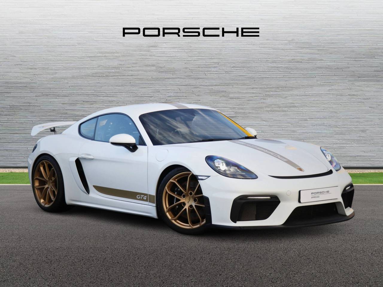 718 (982) CAYMAN GT4