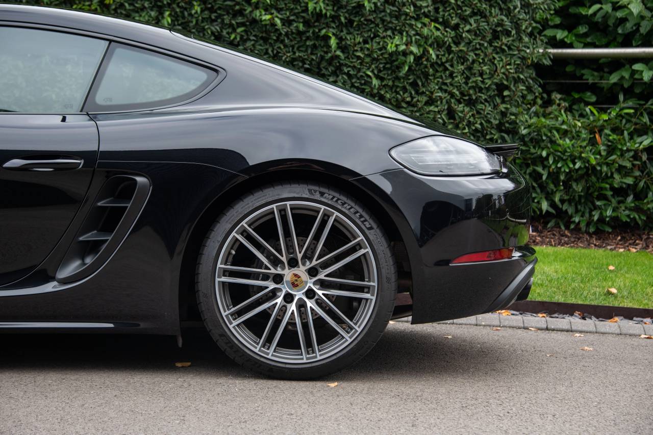 718 (982) CAYMAN (7) image 22