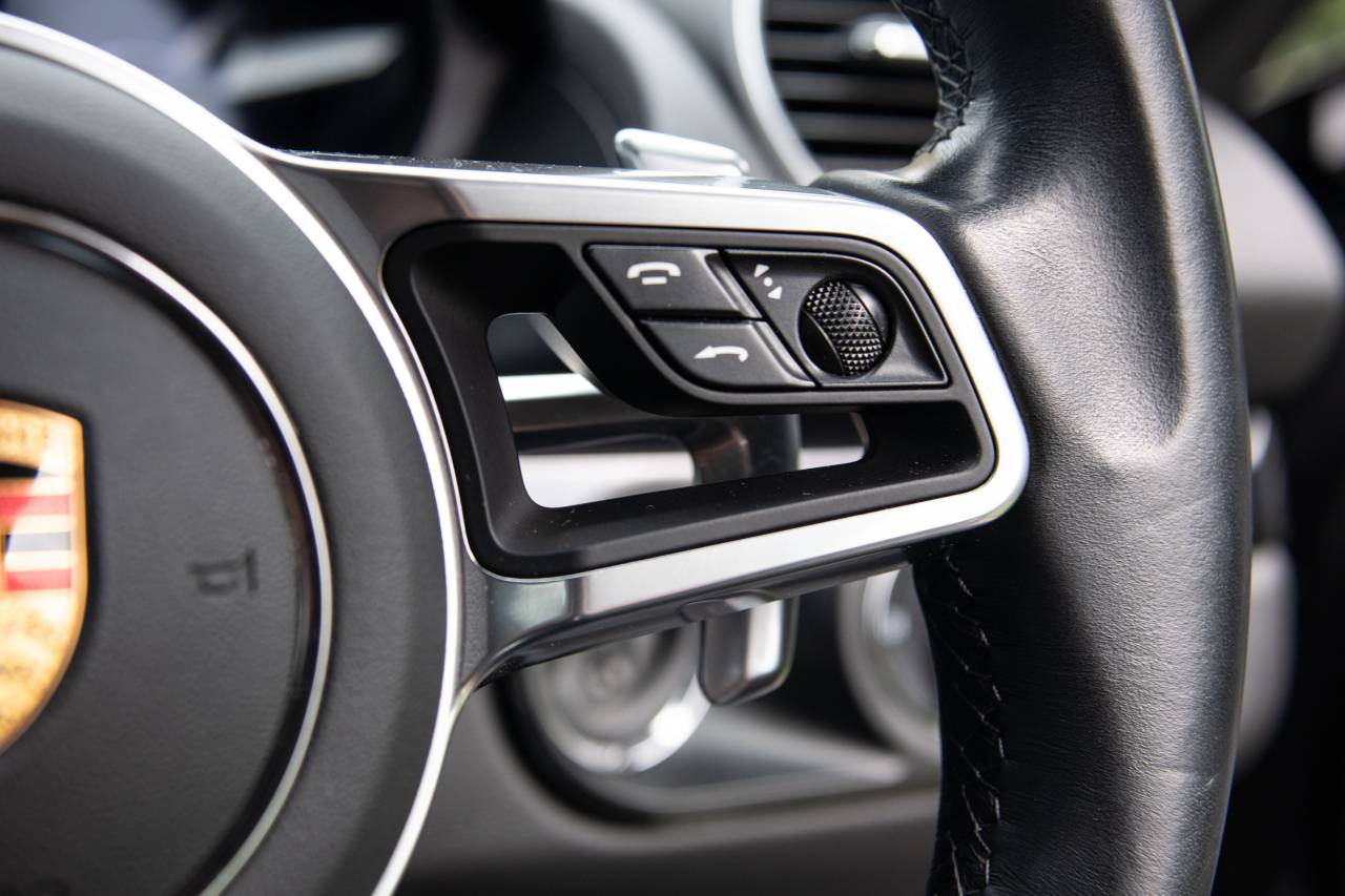 718 (982) CAYMAN (7) image 48