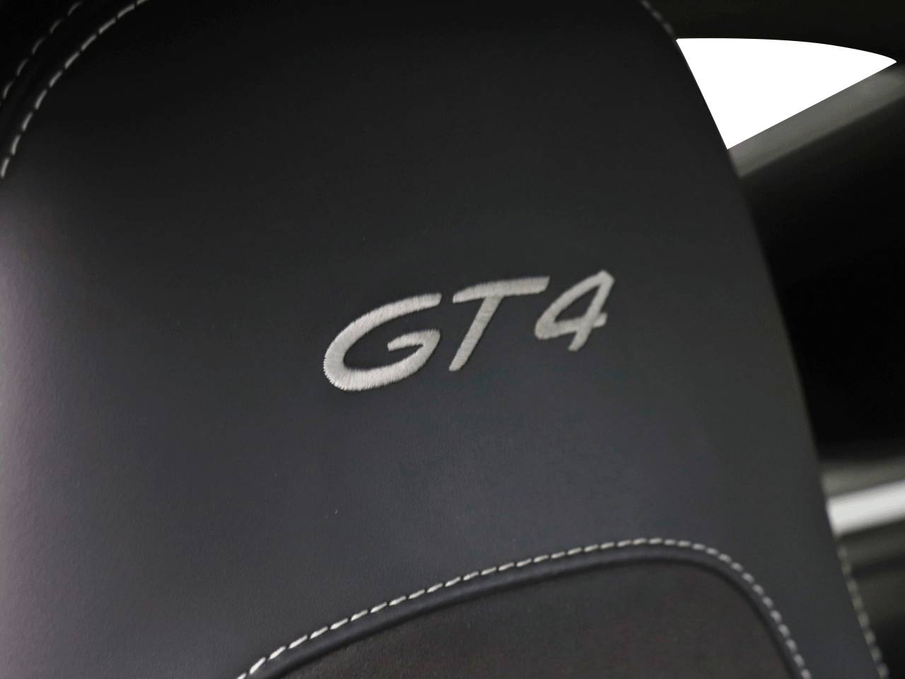 718 (982) CAYMAN GT4 PDK (13) image 29